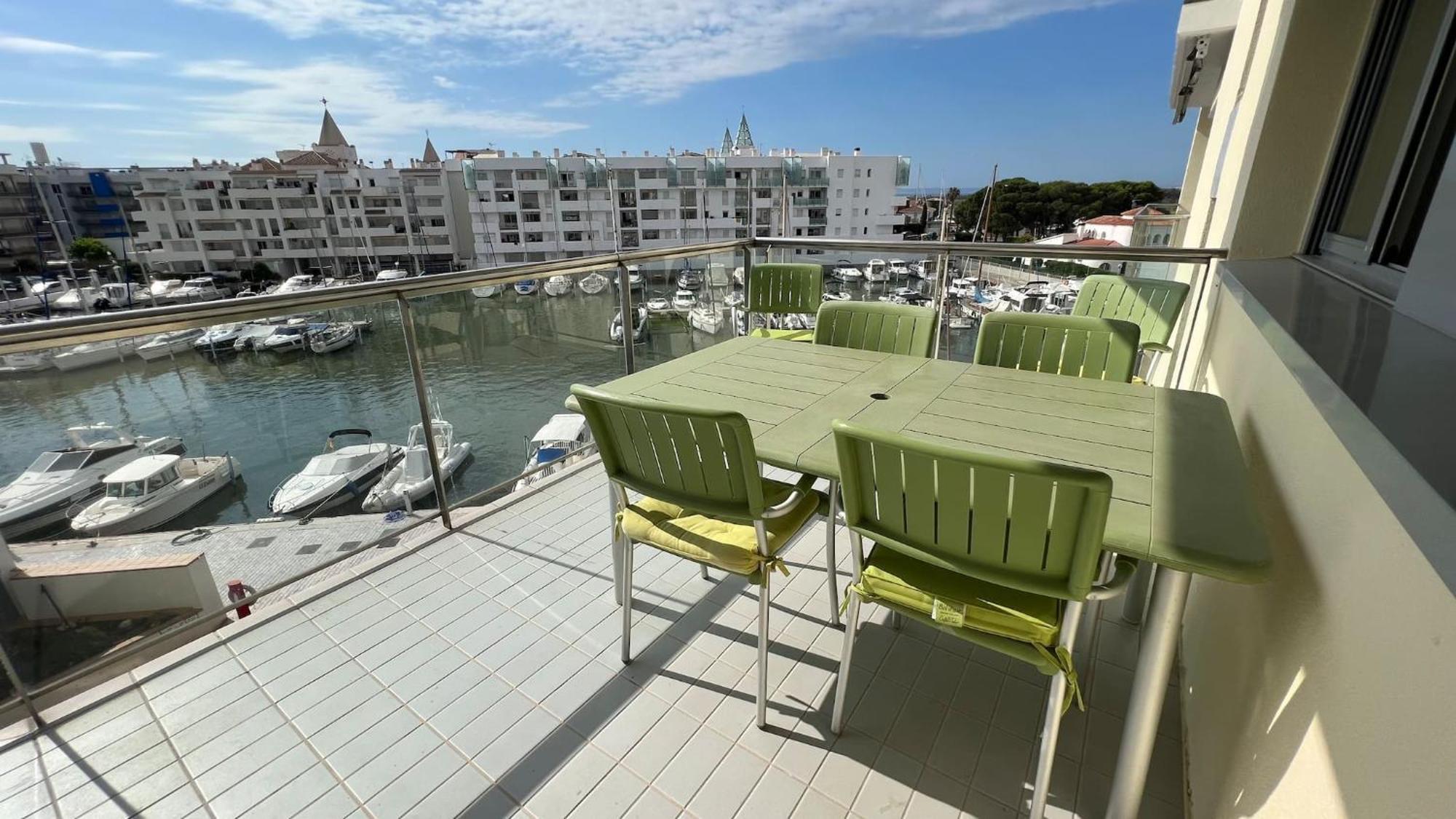 Precioso Piso Con Vista Al Canal Y Piscina En Roses Av-69 المظهر الخارجي الصورة